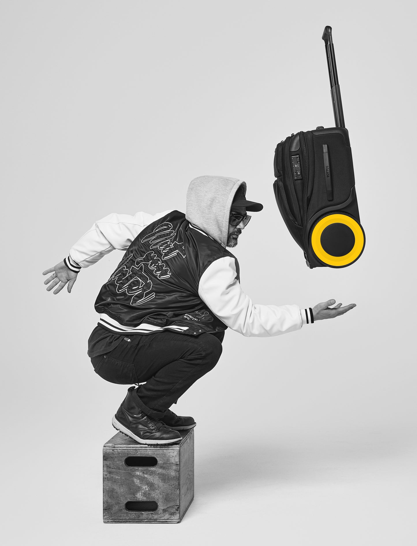 Limited Edition SOTTOS x charity: water Roll Model Carry-On